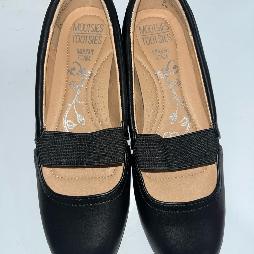 Mootsies Tootsies Black Flats for Women Size 6W